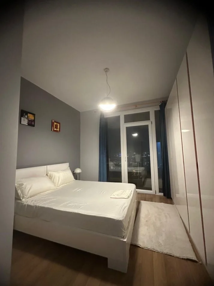 Tirana, Apartment for Rent 2+1 with Balcony, 6th Floor, 100 m², €1,500 (Monthly Rent)