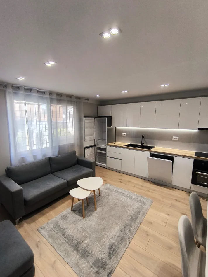 Albania, for rent 1+1 First Floor, 62 m² 600 € (8RMH+7FM, Qemal Stafa Street, Tirana 1000, Albania)