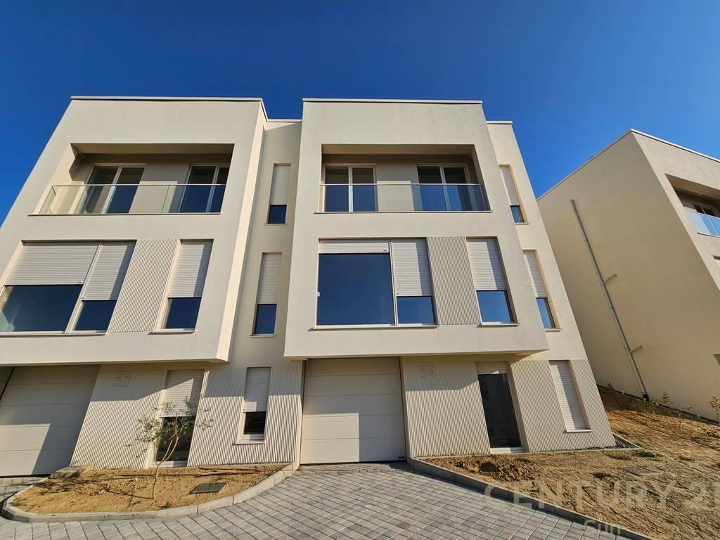 VILLA IN AFFITTO NE ABA RESIDENCES