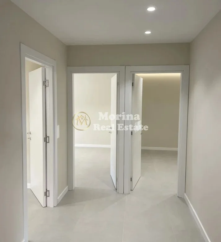 Tirane, vendesi appartamento 2+1 Piano 1, 74 m² 165.000 € (Oxhaku)
