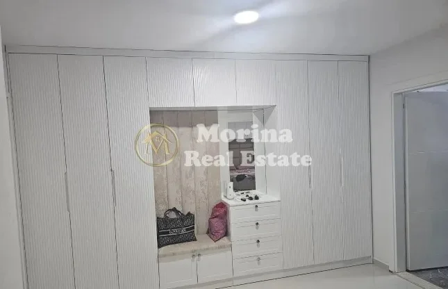 Tirane, vendesi appartamento 1+1 Piano 2, 93 m² 119.000 € (Fresku)