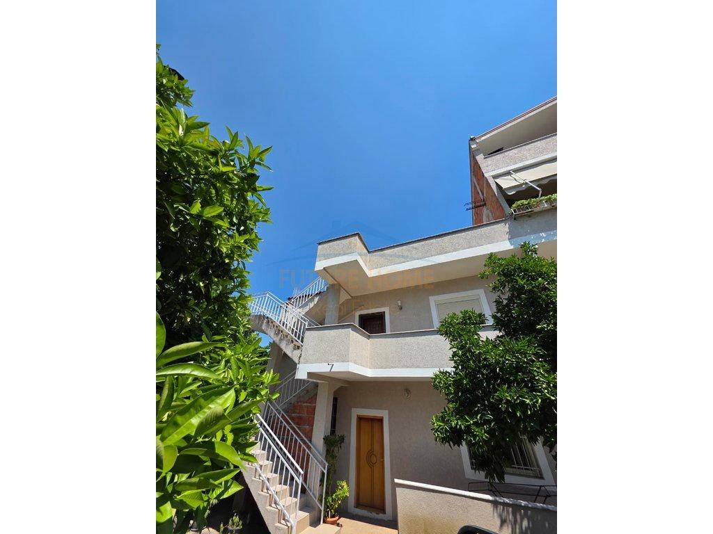 0683487469 Shitet, Vilë 2-Katëshe, Rruga e Elbasanit, Tiranë