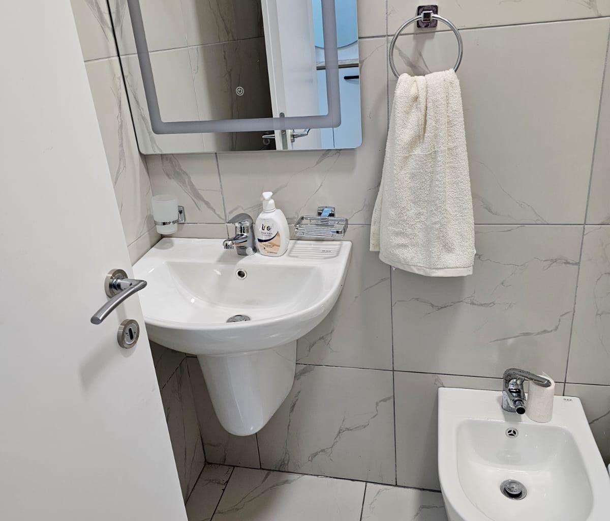 Appartamento in affitto 1+1 Via Kavajë 70.000 LEK
