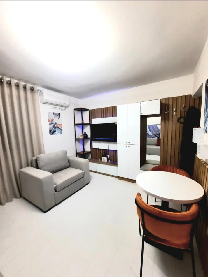 Tirana, vendesi appartamento 1+1 Piano 2, 84.000 € (Ali Demi)