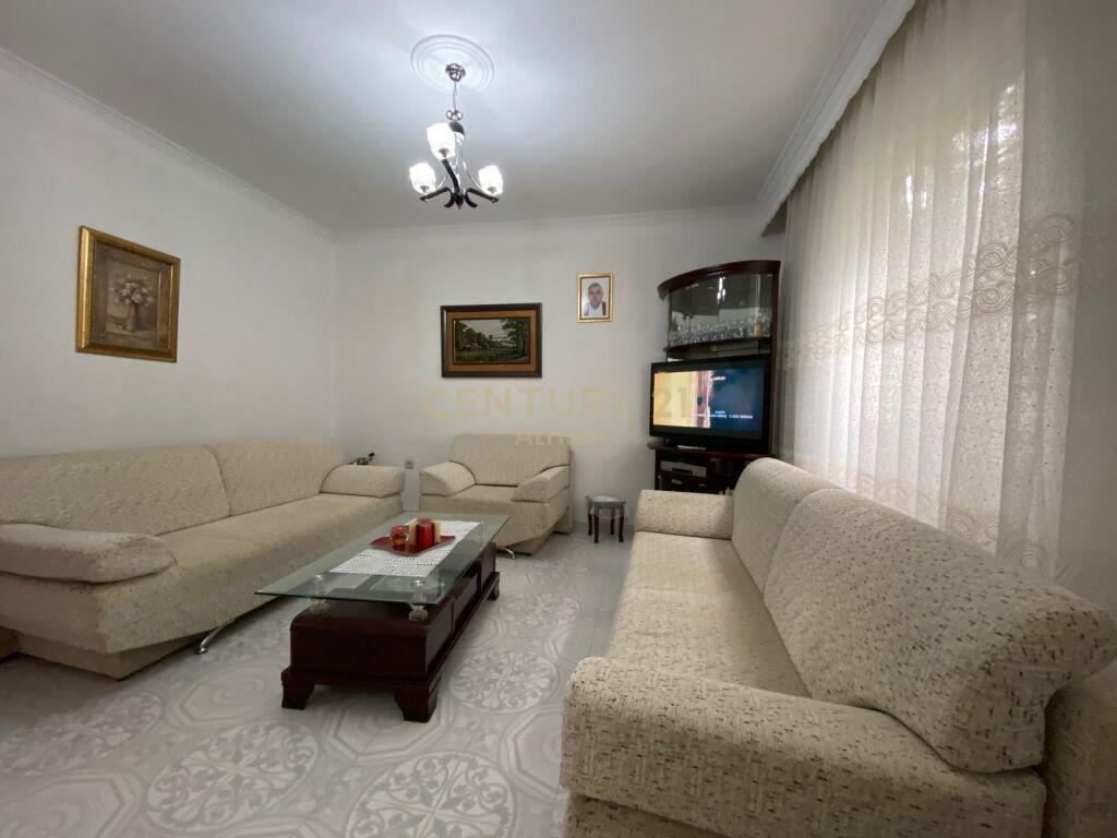 Private Two-Story House for Sale in Kodra e Priftit, Tirana - 25