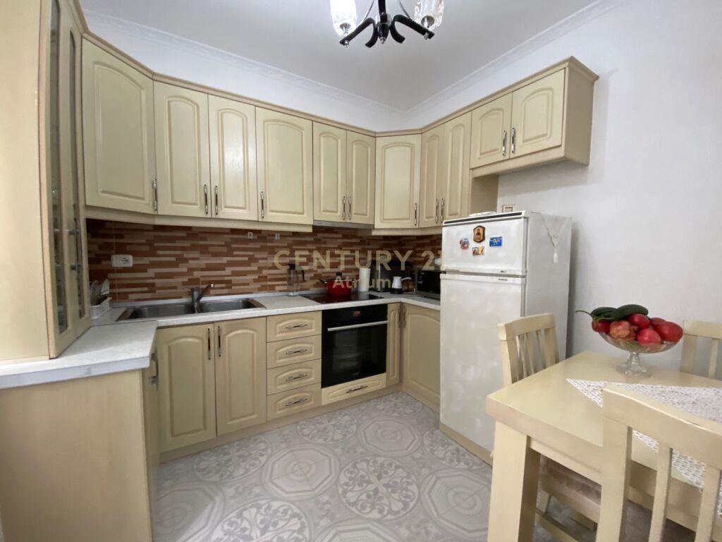 Private Two-Story House for Sale in Kodra e Priftit, Tirana - 25