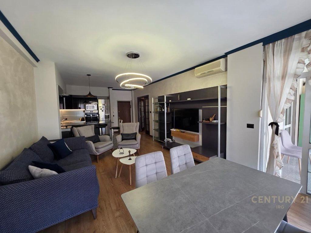 ✨ 2+1+2 Apartment | For Rent 📍 Ura e Tabakëve