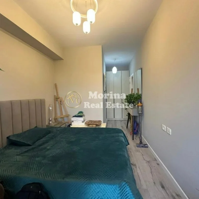 Tirano, vendesi appartamento 3+1 Piano 3, 240 m² 335.000 € (Kodra e Diellit)