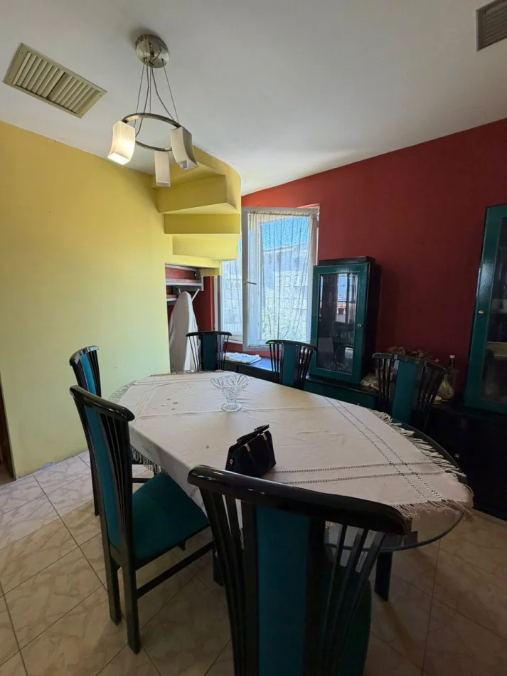 Tirane, vendesi appartamento 3+1 Piano 5, 219 m² 323.500 € (Kodra e Diellit 1)
