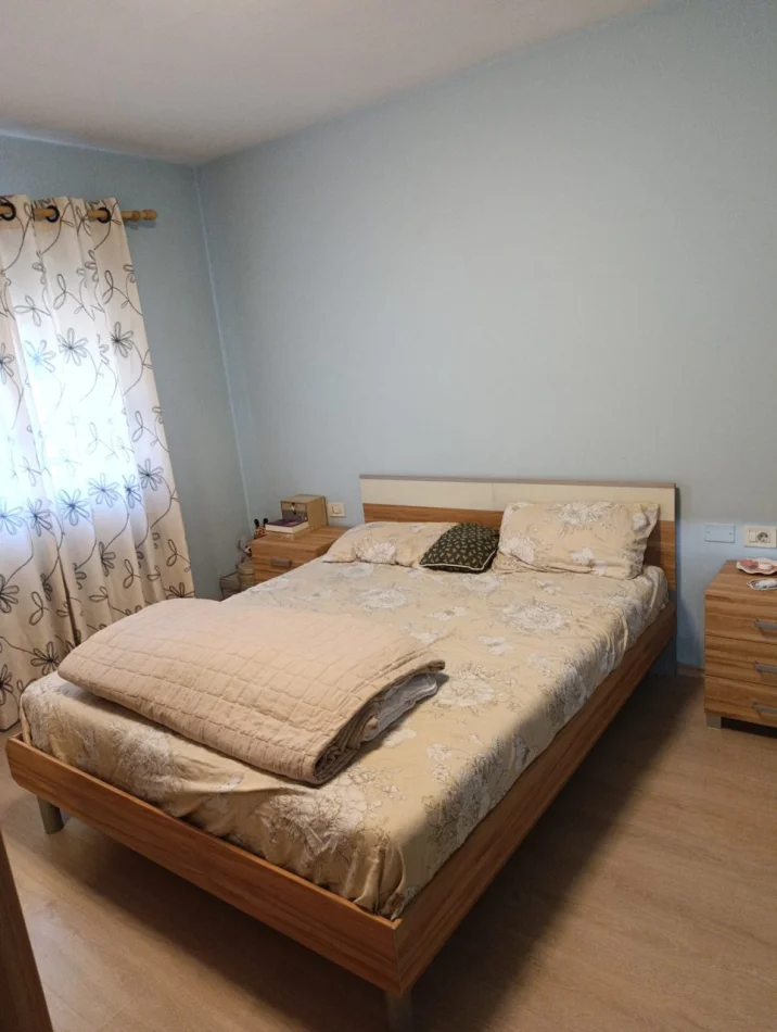 Tirane, vendesi appartamento 2+1 Piano 5, 60 m² 129.000 € (Rruga Ferit Xhajko)