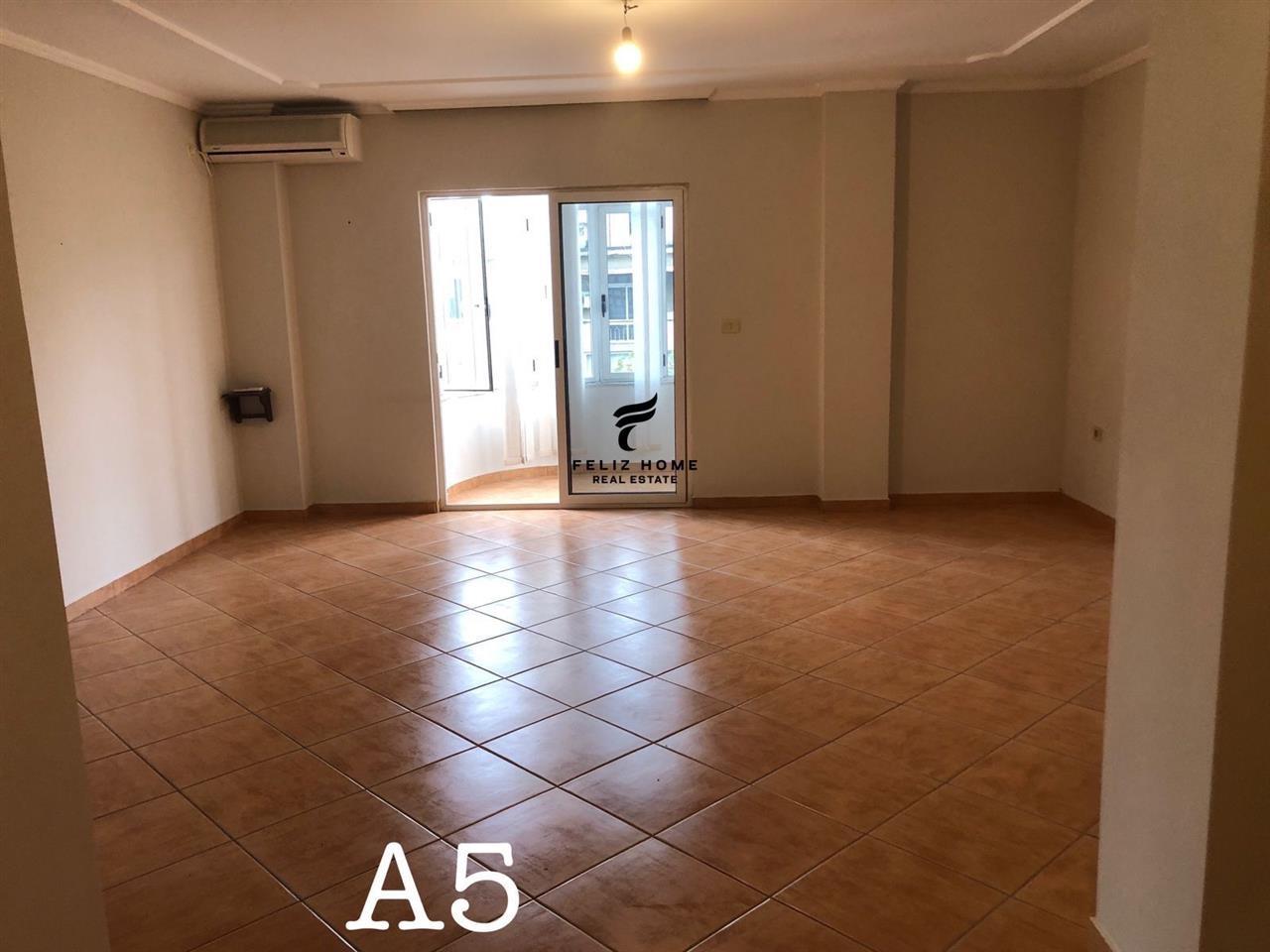 ZYRE ME QERA 176 M2 SHESHI WILLSON 1.800 EURO