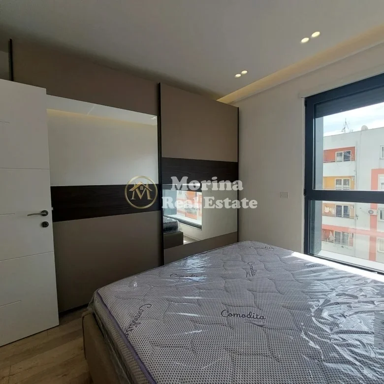 Tirane, vendesi appartamento 2+1 Piano 6, 108 m² 250.000 € (Bulevardi i Ri)
