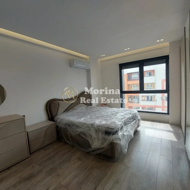 Tirane, vendesi appartamento 2+1 Piano 6, 108 m² 250.000 € (Bulevardi i Ri)