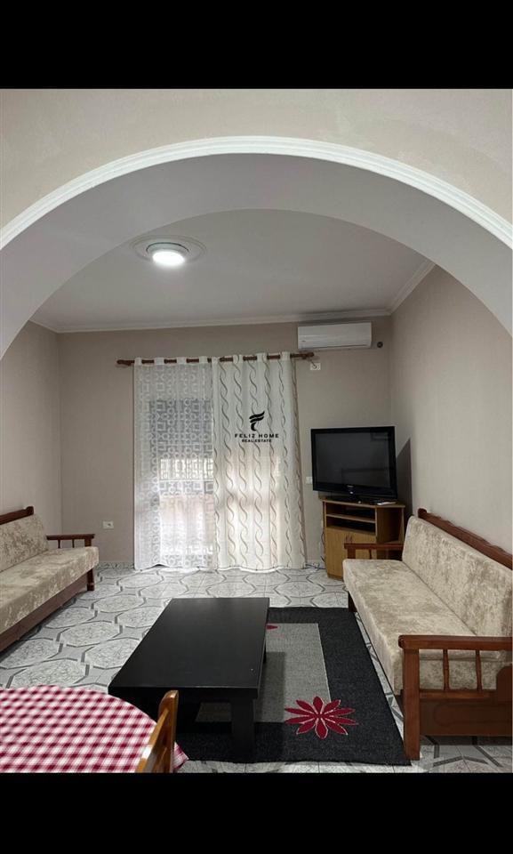 APARTAMENT ME QERA 2+1 VILAT GJERMANE 50.000 LEKE