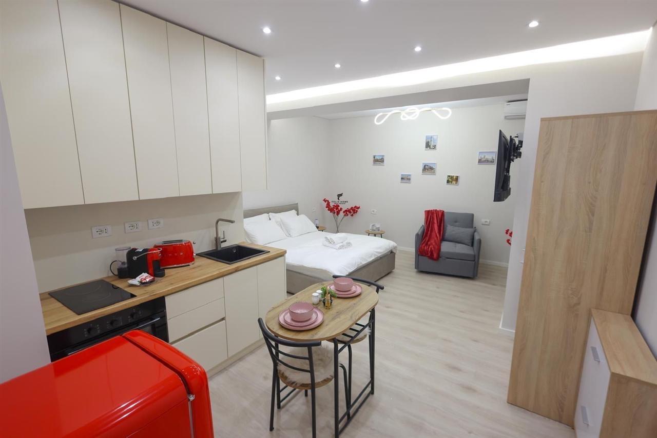 APARTAMENT 1+1 DHE GARSIONERE ME QERA BULEVARDI RI 150.000 L