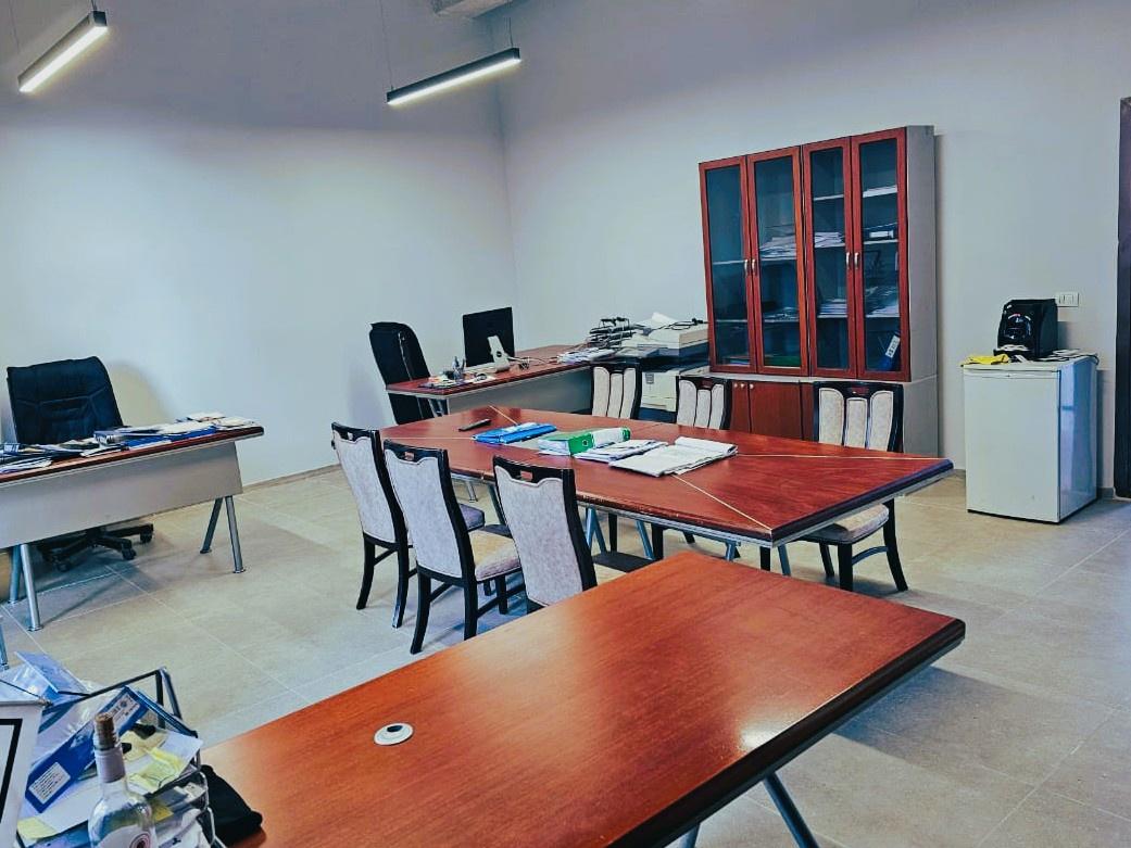 Shitet Njësi Biznesi – Rruga Jordan Misja