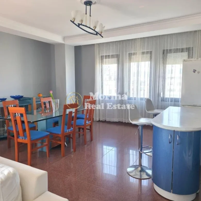 Tirane, vendesi appartamento 3+1 Piano 6, 155 m² 650.000 € (Blloku)