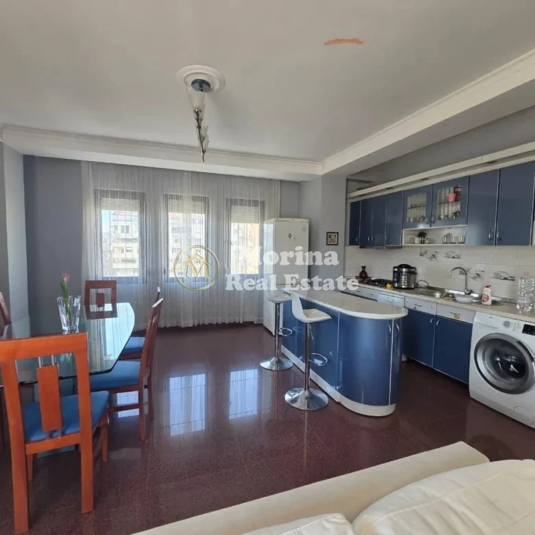 Tirane, vendesi appartamento 3+1 Piano 6, 155 m² 650.000 € (Blloku)