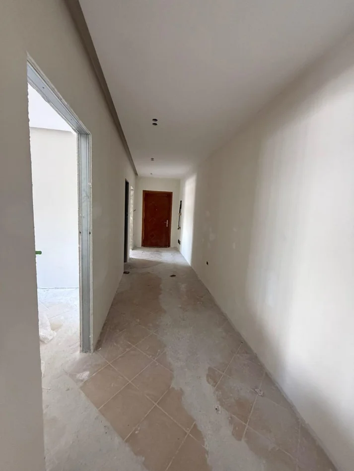 Tirana, vendesi appartamento 2+1 Piano 7, 110 m² 125.000 € (Fresku)