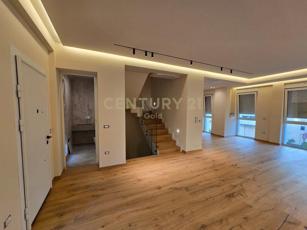 Villa for Sale near Farkes Lake at Rezidenca Aba