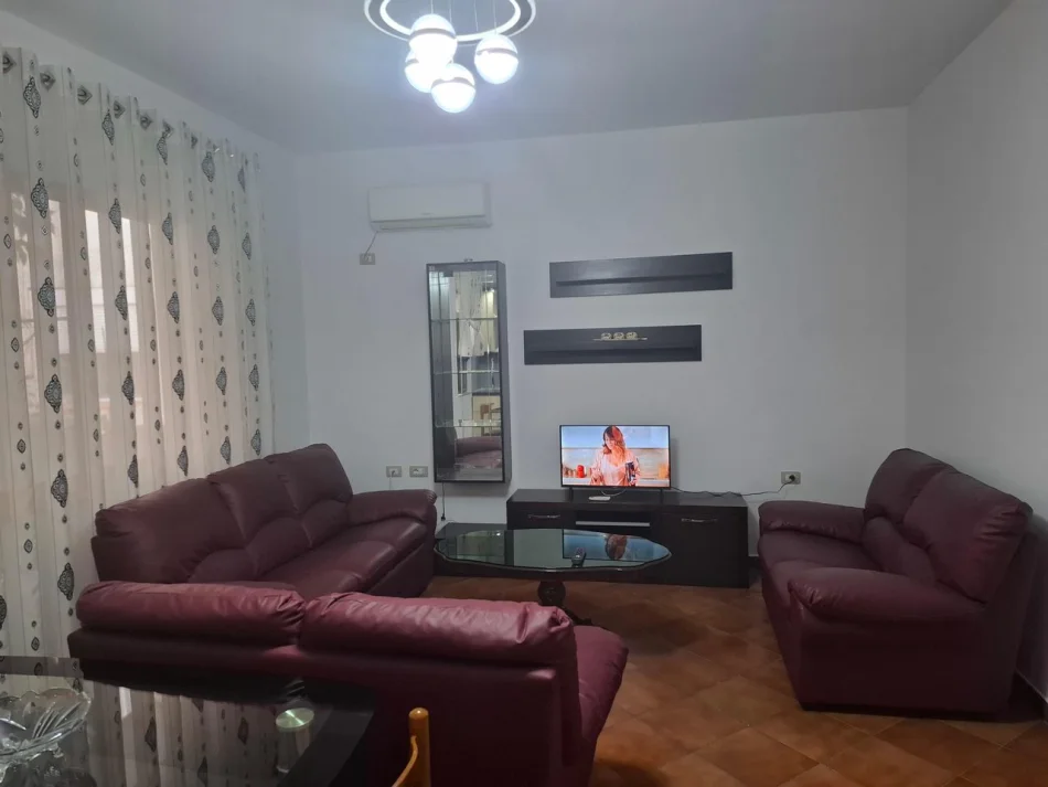 Tirane, apartment for rent 1+1, First Floor, 65 m², 400 € (Astir)