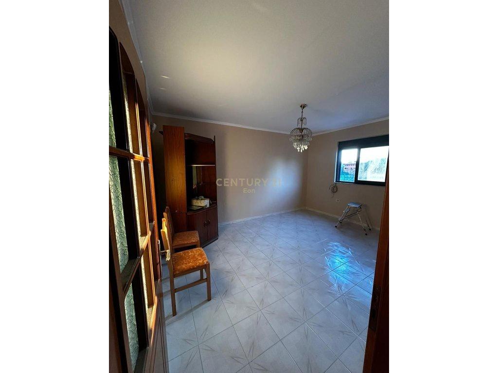 SHITET APARTAMENT KATI 4, 1+1 TEK STADIUMI, NE DURRES !