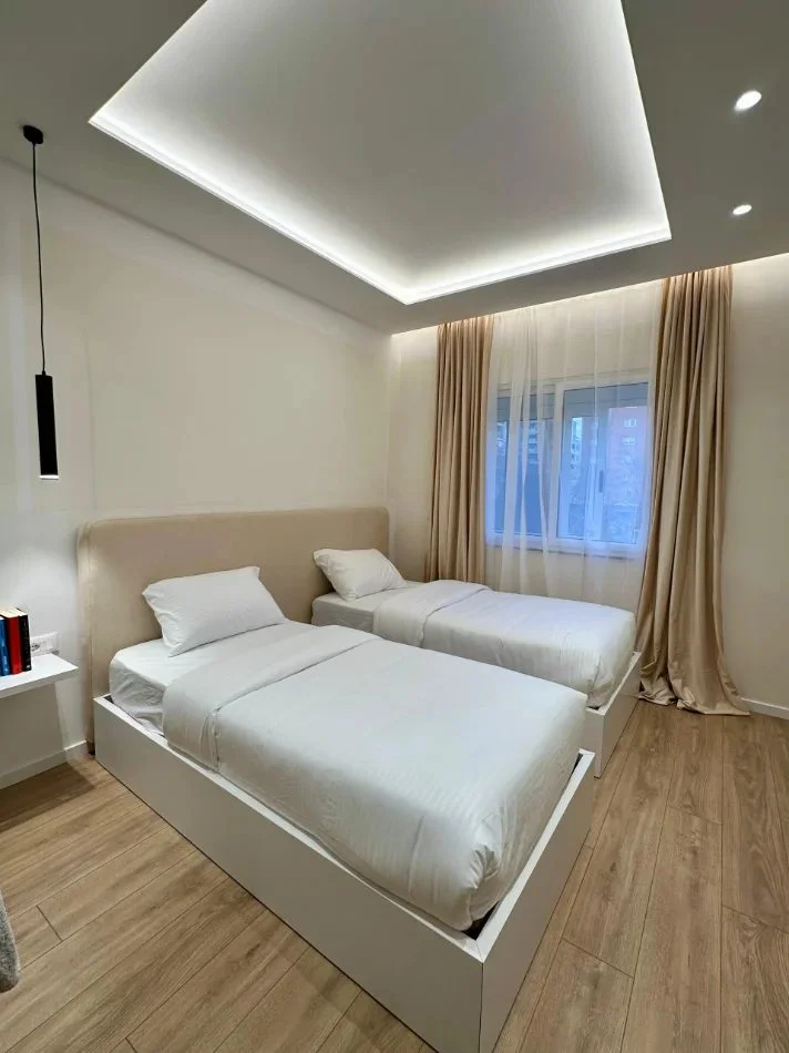Tirane, Apartment 2+1 for Rent, Second Floor, 70 m², €700 (Bajram Curri Boulevard)