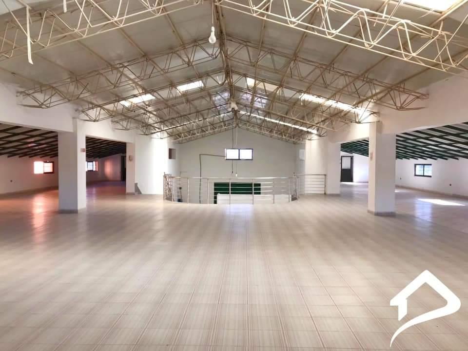 Shitet ose jepet qera Kapanon Sip 1100m2 📍 Kiras, Shkoder