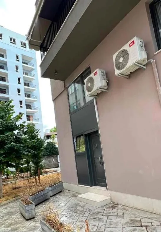 Tirane, affitto appartamento 1+1 Piano 1, 60 m² 450 € (Spitali Qsut)