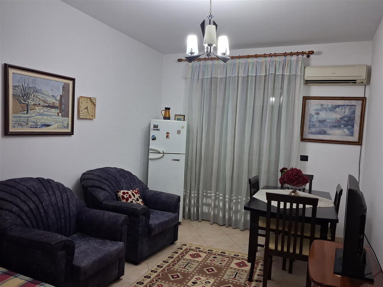 APARTAMENT ME QERA 1+1 QENDER 69.000 LEKE