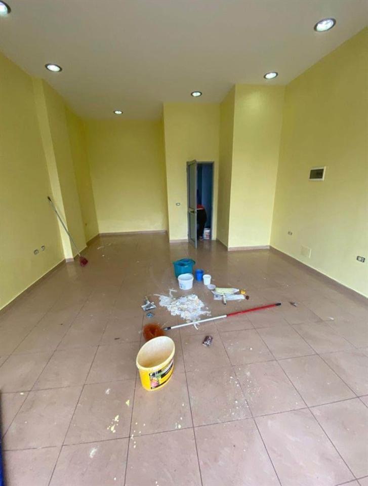 SHITET DYQAN 52M2 ISH RESTORANT DURRESI 99.000 EURO