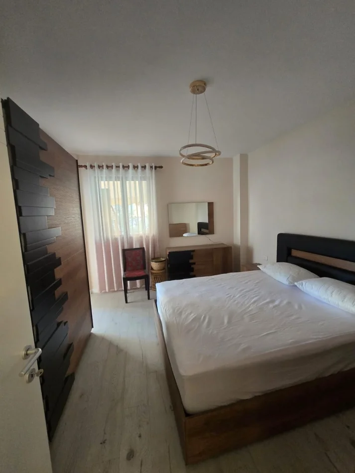 Tirane, affitto di appartamento 3+1 Piano 3, 130 m² 1.200 € (Comune di Parigi)