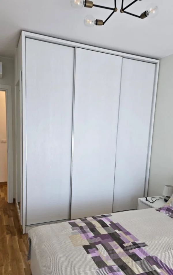 Tirane, apartment for rent 1+1, 3rd Floor, 65 m², 1,050 € (Center)