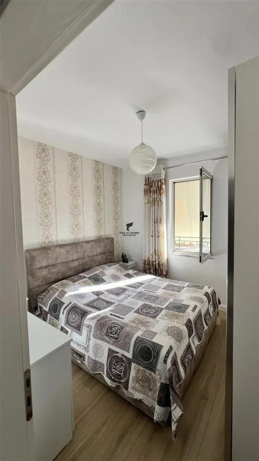 Tirane, affitto appartamento 3+1+Balcone Piano 3, 100 m² 900 € (IRFAN TOMINI)