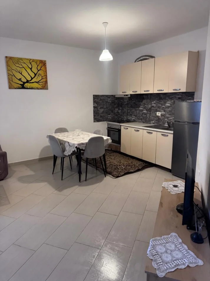 Tirane, Apartment 1+1 for Rent, 3rd Floor, 50 m², €430 (Astir)