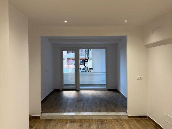 Locale commerciale di 60 m² in Viale Gjergj Fishta 800 EURO FH-64616