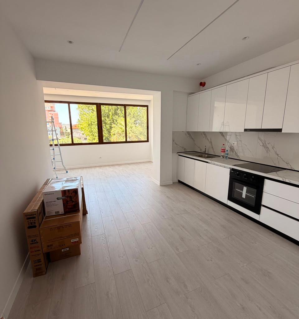 JEPET ME QERA APARTAMENT 3+1 NE ZONEN E SHKOZETIT, DURRES