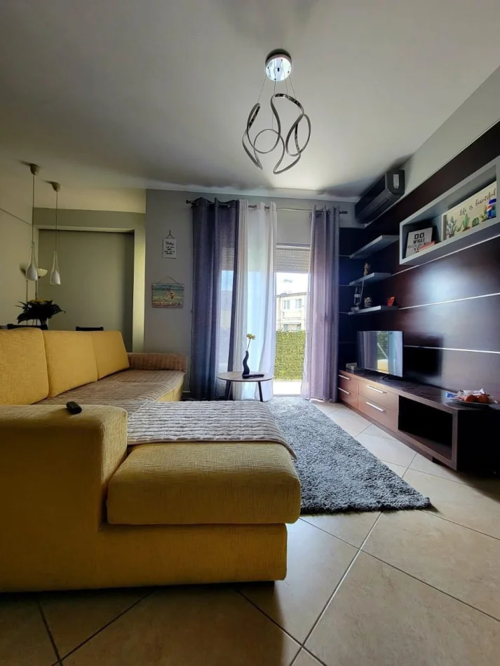 Tirane, Apartment 1+1 for Rent, 3rd Floor, 70 m², €500 (Ali Demi)