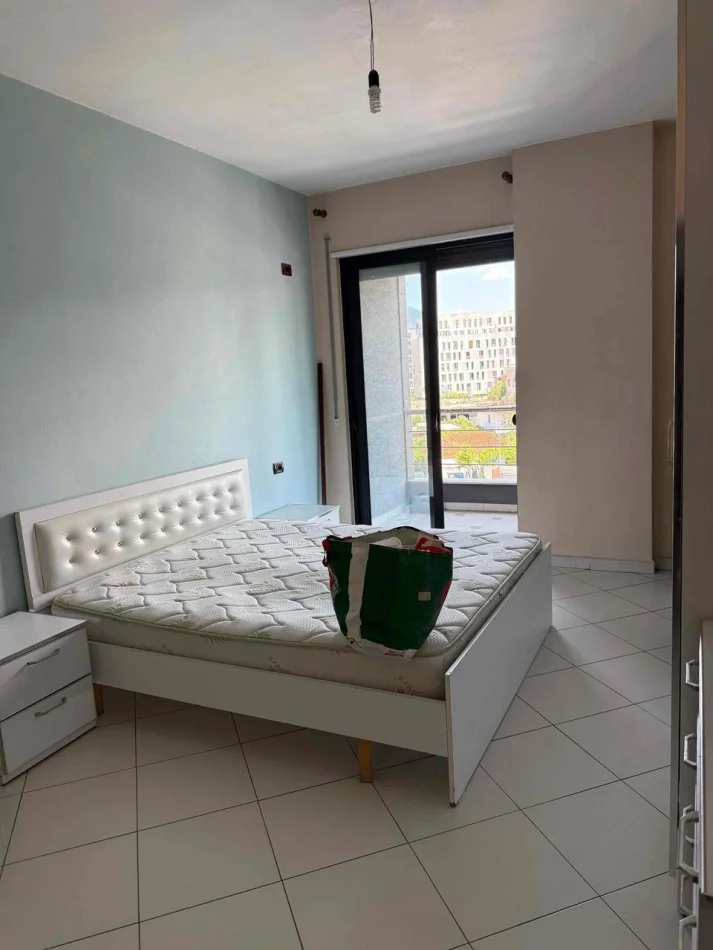 Tirane, affitto appartamento 2+1 Piano 3, 114 m² 450 € (Via Teodor Keko)