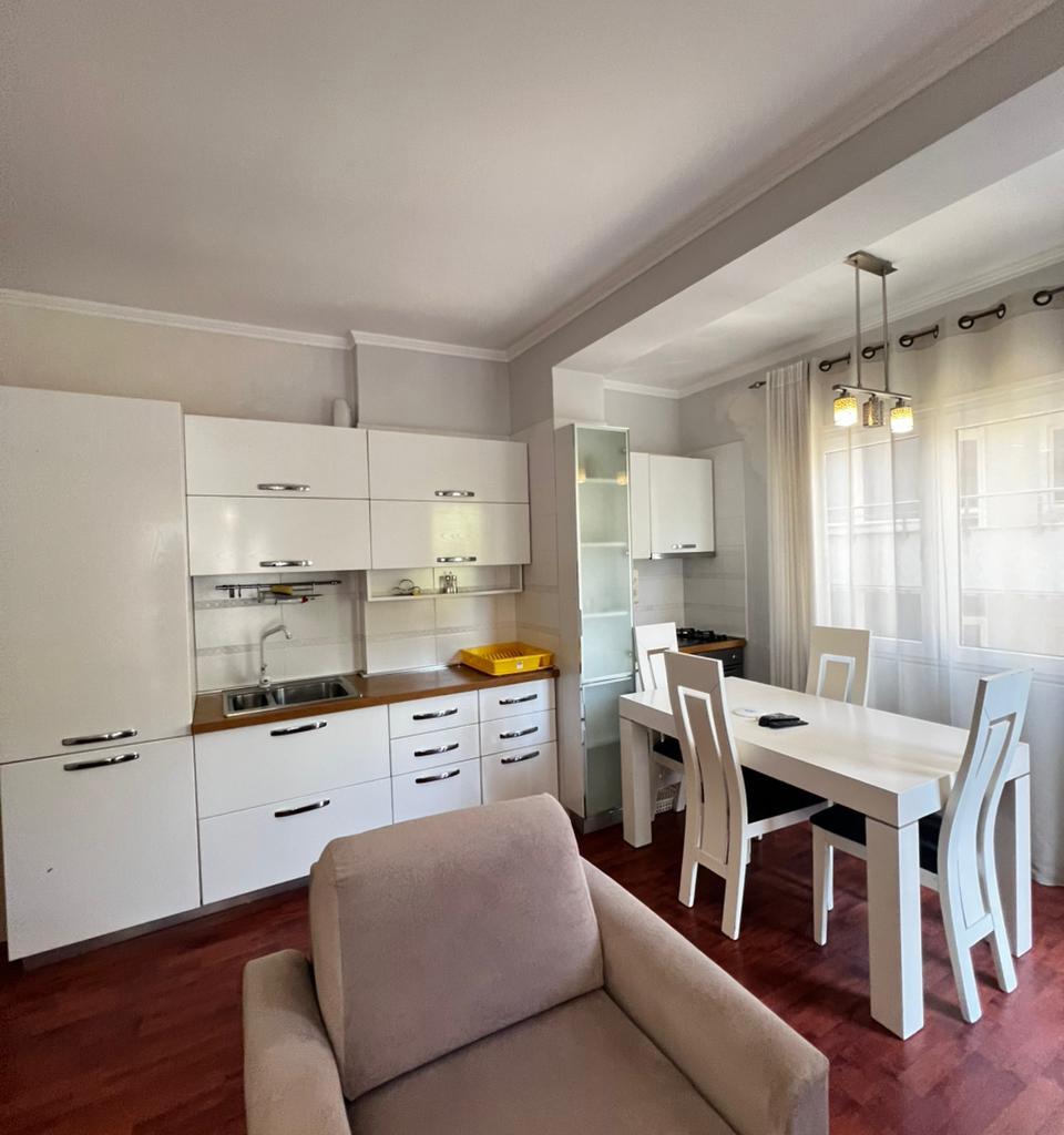 SHITET APARTAMENT 1+1 PRANE MAJESTIC HOTEL, GOLEM