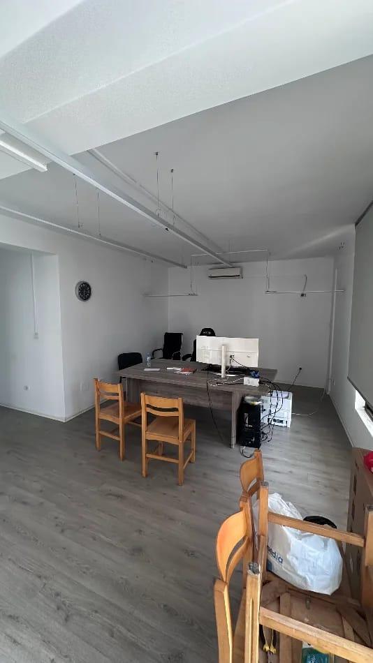 ZYRE ME QERA 116 M2 VASIL SHANTO 1.200 EURO