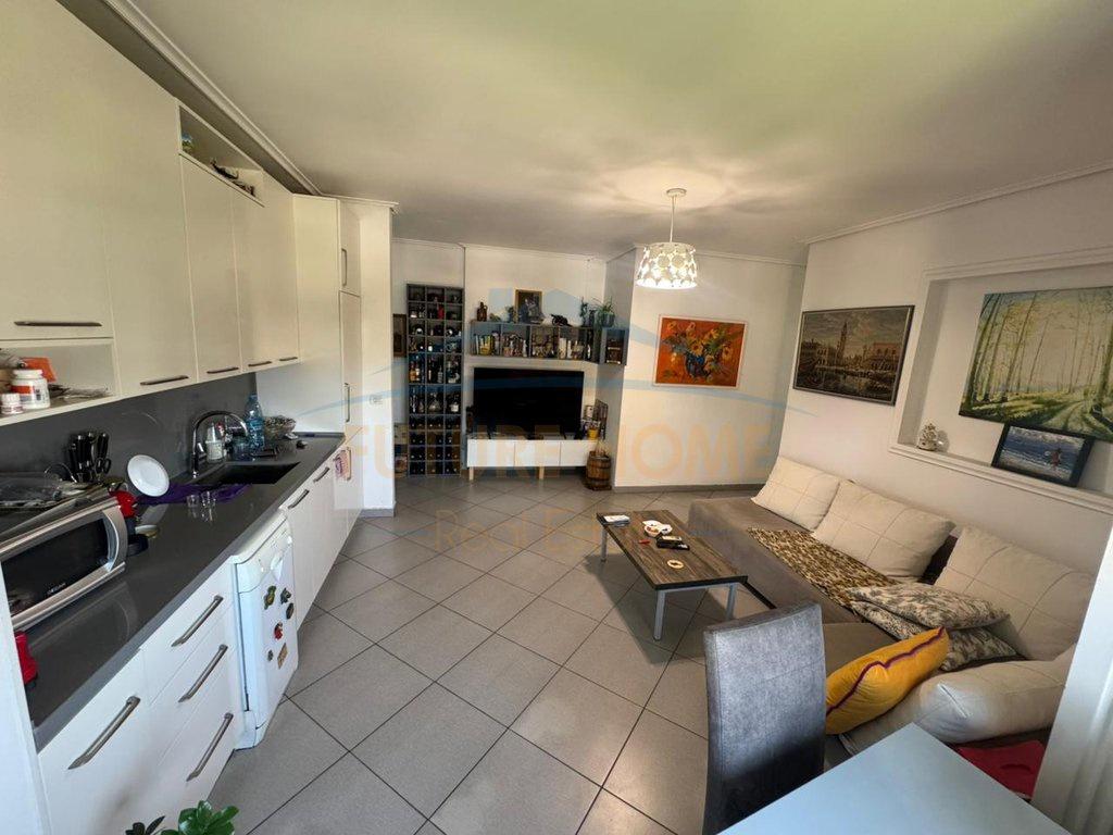 0697863654 Shitet, Apartament 2+1, Ish-Fusha e Aviacionit