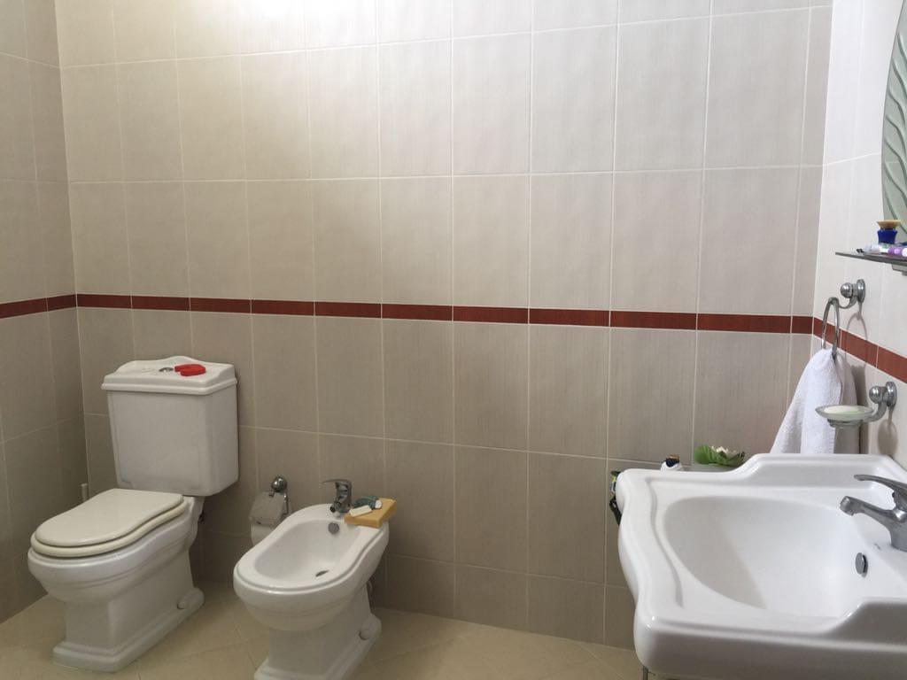 Villa a 3 piani in zona Kongresi Elbasanit, Elbasan