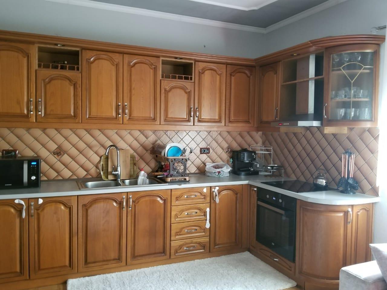 Vila 2-piani in vendita nel quartiere Skëndërbej, Elbasan