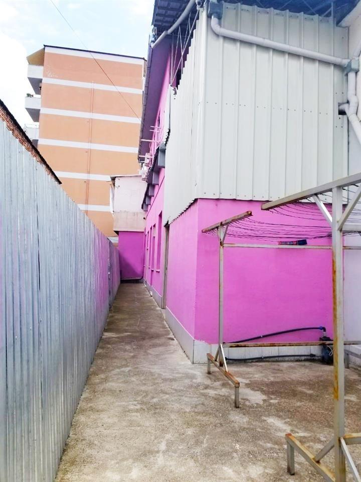 Vendesi edificio nel quartiere Kongresi Elbasanit, Elbasan