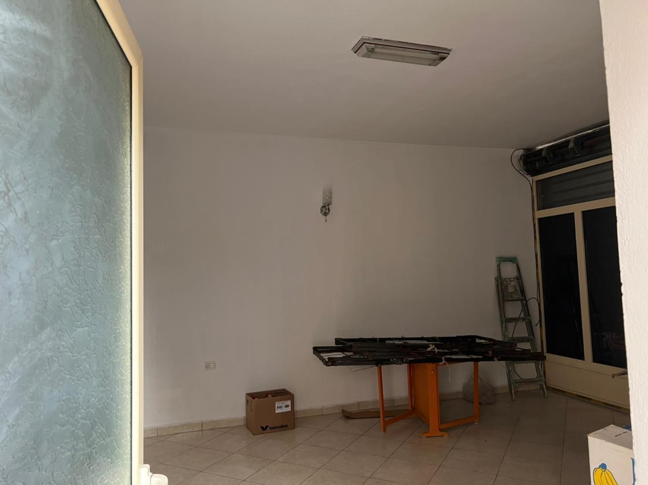 Affitto negozio di 30m²