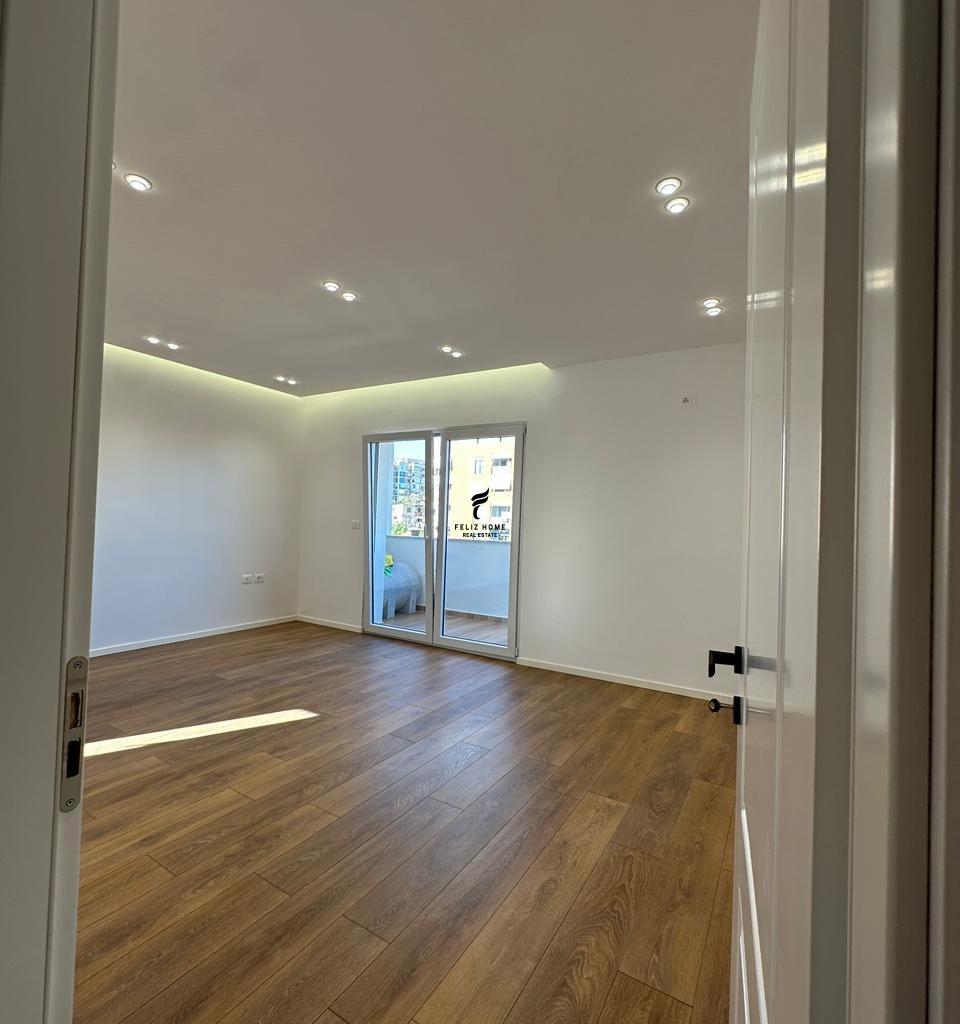 APPARTAMENTO 2+1 CENTRO 193.000 EURO FH-72215