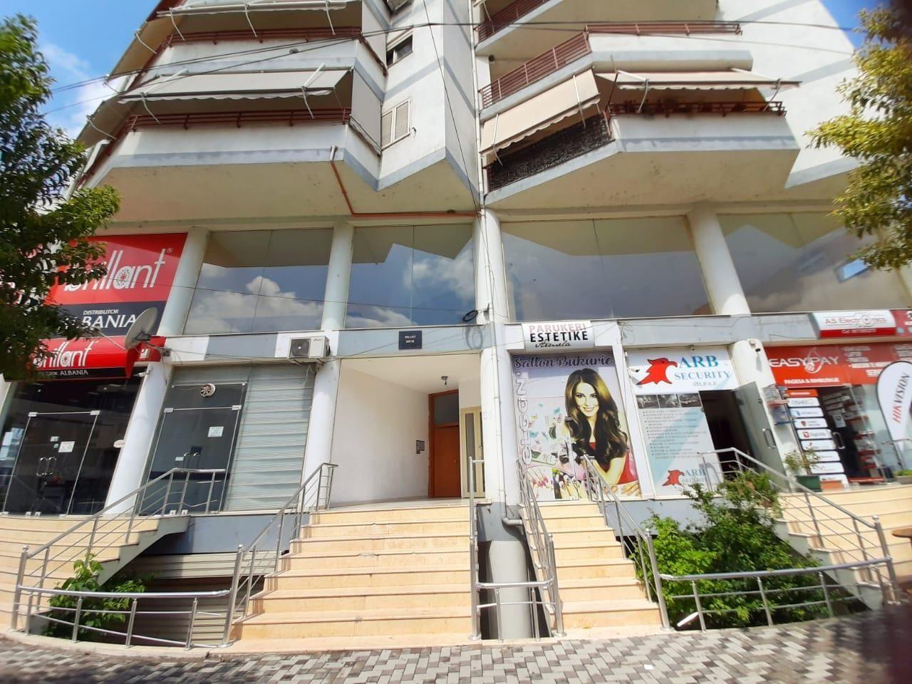 Ambiente biznesi ne shitje - Elbasan