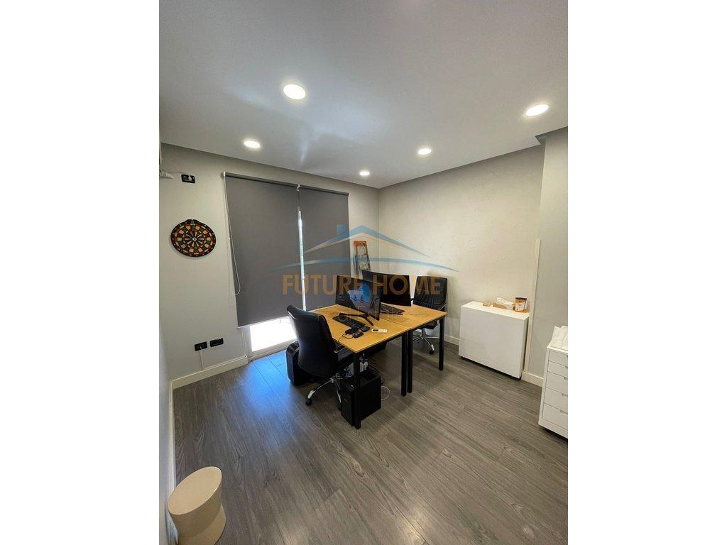 0683487469 Qira, hapësirë ​​zyrash
