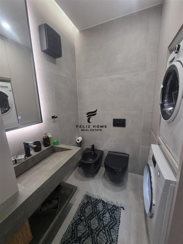 2+1 Apartment for Rent near Artificial Lake - 1800 Euros